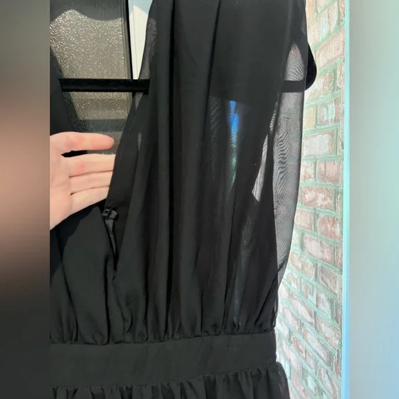 Gorgeous! ‘AQUA by AQUA’ V-Neck Padded Shoulder Elegant Dress!! Size UK 8/US 4.